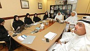 مدير عام محاكم دبي يتفقد سير العمل في ادارة الموارد البشرية