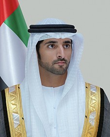 حمدان بن محمد يشيد بمستوى تجارة 