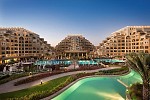 فندق ريكسوس باب البحر  رأس الخيمة : افتتاح مطاعم جديدة ومنتجع مائي واطلاق ساحة الترفيه في العام الجديد 