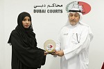 ​محاكم دبي تستقبل وفداً من محاكم رأس الخيمة للاطلاع على أفضل الممارسات